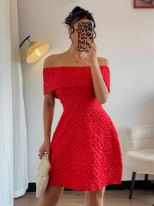 Rafferiza 性感收腰 A 字形蝴蝶结露肩连衣裙