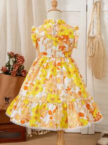 Vestido de niña con cuello de gota con volantes elegantes, sin mangas, de patchwork con lunares y estampado floral pequeño, adecuado para uso al aire en el campo - Amarillo - Ver 2