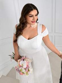 SHEIN Privé Plus Size Women's V-Neck Hollow Classic Off-Shoulder Black Flare A-Line Dress, Suitable For Romantic Dates, Gatherings, Spring Travel - White - View 2