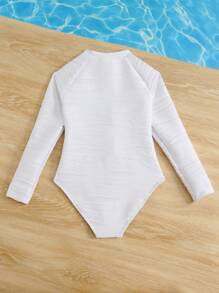 Camiseta de protección solar de manga larga blanca para niña preadolescente, fabricada con tela jacquard especial. Elegante, casual y refinada. Adecuada para natación, vacaciones y traje de baño de verano - Blanco - Ver 2