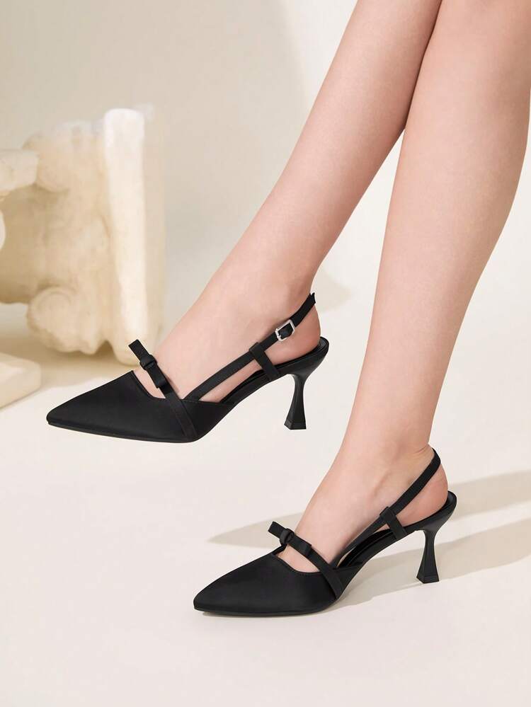 CUCCOO CHICEST Zapatos de mujer con lazo, puntera hueca y tacón de copa, tacón medio. Elegantes y clásicos tacones altos de satén negro, para uso formal en la oficina, citas de San Valentín, o atuendo para tomar el té por la tarde.