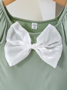 Wildeya Tween Girl T-Shirt, Casual Elegant Basic Green Knit Short Sleeve T-Shirt With Bow And Puff Sleeves, Snug Fit For Outdoor/Holiday Wear, Spring/Summer Young Girls Top