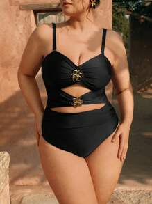 SHEIN Swim Chicsea Maiô plus size cor sólida vazado metal decoração peça única, férias de praia de verão - Preto - Ver 3