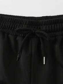 ROMWE MEN Street Life Herren Set aus Cartoon bedrucktem T-Shirt mit Boxiger Passform und Shorts