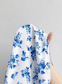 Soleia 大码女式蓝白花卉印花露肩系腰 A 字迷你连衣裙，春季假期 - 藍白色 - 查看 10