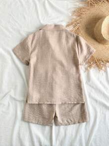 Vintaside Kids Ensemble de chemise à manches courtes avec col brodé vintage et shorts décontractés, tenue d'été pour garçons préadolescents, convient pour un usage décontracté, les vacances et les rassemblements extérieurs