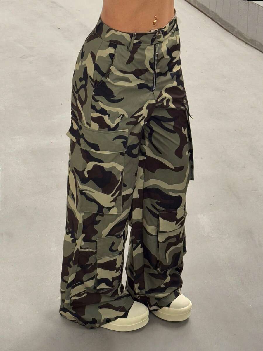 StreetHx Women's Oversized Streetwear Camo Multi-Pocket Cargo Pants, All Season