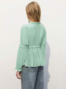 Maija 深V领纯色飘逸荷叶边女式长袖衬衫情人节款