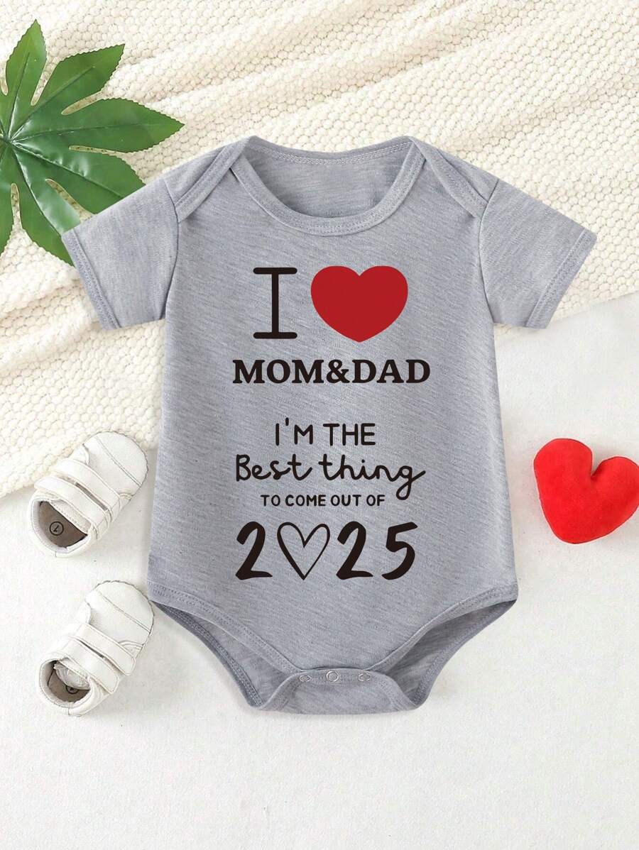 Combinaison bébé garçon décontractée, mode créative, imprimé slogan lettres en forme de cœur, numéro 2025, col rond, manches courtes - Gris - Voir 1