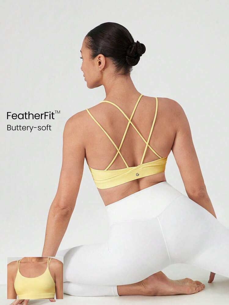 FeatherFit™ ストラップバック スポーツブラ レッドタンクトップ ローインパクトヨガ 日常使い