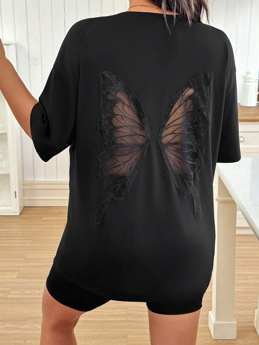 SHEIN 孕妇休闲圆领短袖蝴蝶印花 T 恤，适合日常穿着