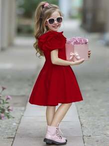 SHEIN Vestito asimmetrico da ragazza pre-adolescente con decorazione a petali di rosa 3D, senza maniche, a spalle scoperte, in colore tinta unita a-line, colore borgogna, stile Ramadan per vacanze in famiglia, vintage, carino, elegante e alla moda, da festa, principessa meravigliosa, abbinabile a mamma e figlia o sorelle, primavera/estate