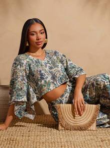 Vixey Paisley Print Flowy Boxy Woven Crop Vacation Top, Boho, Vacation Outfits Woman, Beach Outfits For Woman, Spring Outfits For Women, Summer Clothes, Summer Dresses, Vacation, Spring Break, Vacation Outfits Women, Island Vacation Outfits