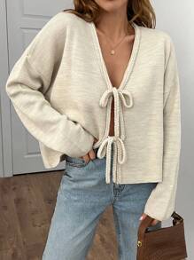 EURMUSE Damen Beige Cardigan - Cardigan mit doppelter Schleife vorne & V-Ausschnitt, minimalistischer Strickpullover #NeuerHerbstmode #BrunchReady #Straßenszene Schleife vorne Pullover Sommer Pullover leichter Pullover Schleife vorne Top Damen Cardigan - Beige - Übersicht 5