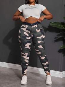 Slaydiva Plus Size Sexy Skinny Ripped Camouflage Color Jeans Concert Women Jeans