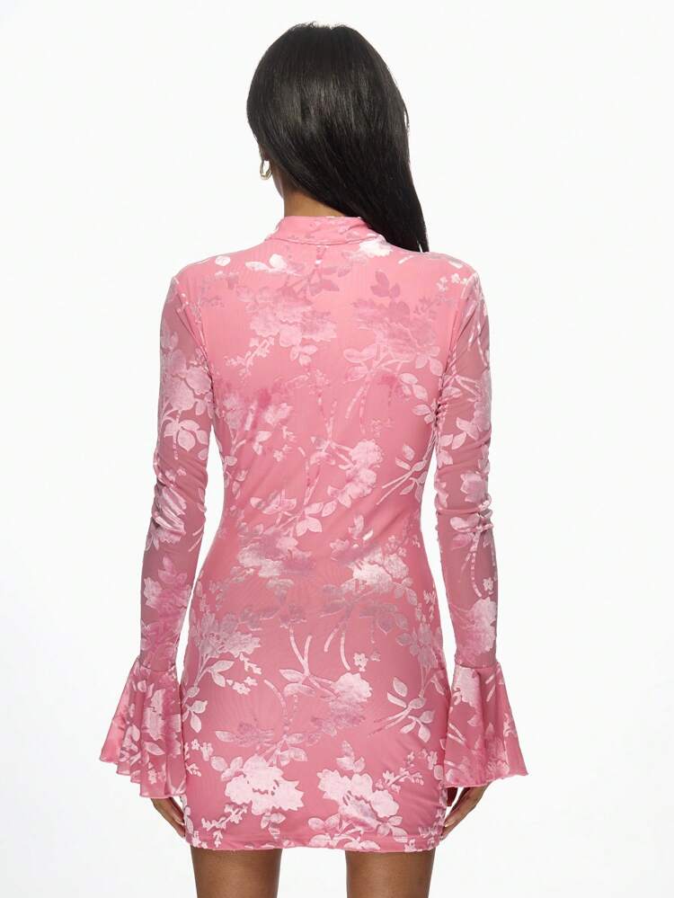 MISSGUIDED Floral Devore Velvet Bodycon Mini Dress With Bell Sleeves And Keyhole Cutout Party Evening Club Dance Special Occasion Statement Dress