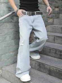 Manfinity EMRG Men's Casual Loose Ripped Pocket Jeans, Minimalist - Light Wash - View 5