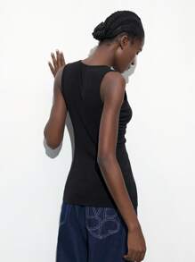 Maija Blusa larga de mujer con cuello en V negro sólido, diseño fruncido, sin mangas, apta para usarse en resorts y festivales