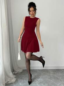 Elenzga 女士休闲无袖优雅纯色荷叶边下摆修身迷你连衣裙，适合生日派对/泡泡袖圣诞派对连衣裙、新年前夜勃艮第连衣裙、节日连衣裙