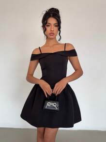 Chiquease Vestido elegante mini ajustado con hombros descubiertos