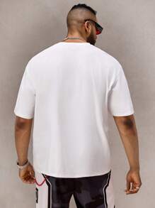Manfinity VCAY Plus Size Men's Street-Style Loose Graphic White Round Neck Knit T-Shirt, Summer - Multicolor - View 4