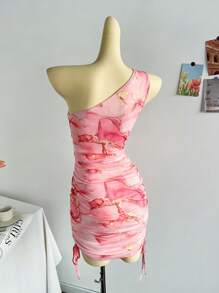 Soleia Robe mini ajustée à une épaule plissée avec design romantique rose tie-dye pour femme. Parfaite pour les soirées, les rendez-vous amoureux, la Saint-Valentin