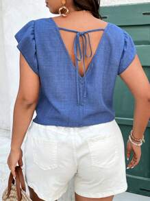 SHEIN Frenchy Damen Große Größen Hemd mit V-Ausschnitt, Schleifenband am Rücken, Flügelärmel, Passform, Blau, Lässig, Neumodell Frühling/Sommer - Blau - Übersicht 1