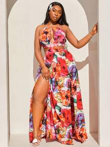 SHEIN SXY 大码女式春夏性感露背露肩飘逸下摆高开叉白底彩色大花连衣裙，适合早春、春夏季、雨林、海滩派对、海边度假、篝火晚会，凉爽轻盈，修身版型，穿着舒适，易于搭配且看起来苗条，突出您的身材，凸显身材 - 彩色 - 查看 1