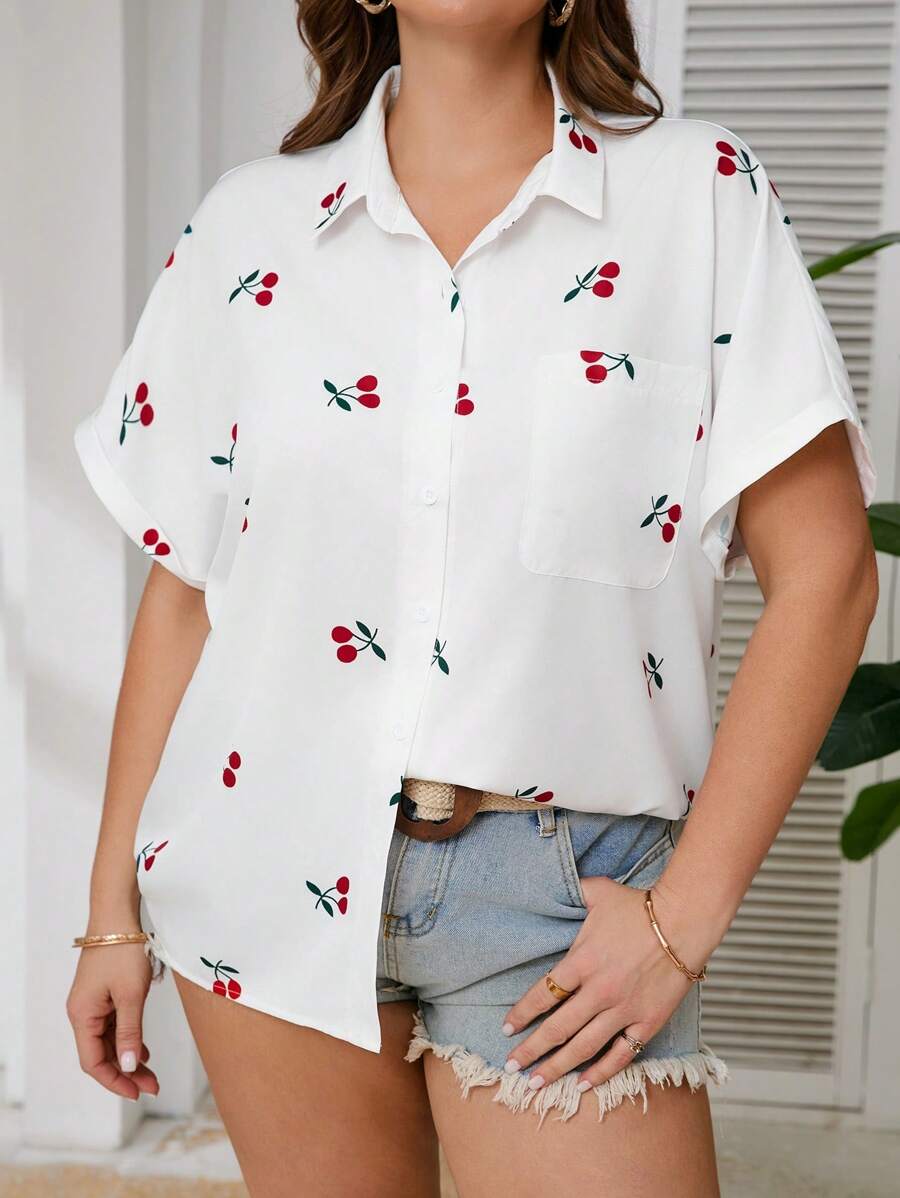 SHEIN Frenchy Áo sơ mi tay ngắn hở phía trước họa tiết quả anh đào Boho cỡ lớn, thường ngày, dành cho mùa hè - trắng - Xem 1