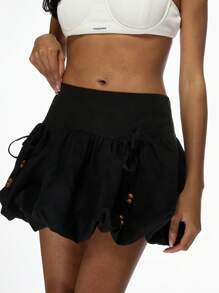 MISSGUIDED Minifalda de lino con bajo evasé de burbujas, detalle de adorno con cuentas, cintura elástica alta, pieza de moda de declaración para el otoño-invierno, perfecta para fiestas, cócteles y eventos