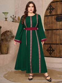 Al Najma 女士拼接宽松休闲连衣裙，圆领，喇叭袖，加大码，阿拉伯复古风格 - 綠色 - 查看 5