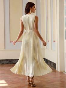 ZEYLAH Women's Crew Neck Sleeveless Pleated Maxi Belted Dress, Satin Dress