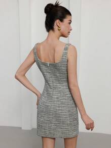 Aveloria Rosie 方领无袖连衣裙，纹理面料，双排撞色天鹅绒门襟，中国新年风格，女士短裙 - 彩色 - 查看 3