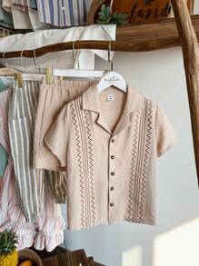 Vintaside Kids Ensemble de chemise à manches courtes avec col brodé vintage et shorts décontractés, tenue d'été pour garçons préadolescents, convient pour un usage décontracté, les vacances et les rassemblements extérieurs