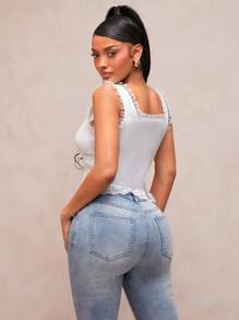 SHEIN SXY 纯白色浪漫蕾丝边系带蝴蝶袖吊带背心，适合日常穿着、约会、花园派对、聚会、生日、节日，适合所有场合