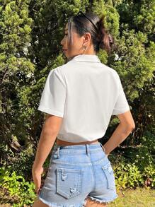 SHEIN EZwear Blusa holgada de manga corta con fruncido en blanco - Blanco - Ver 2