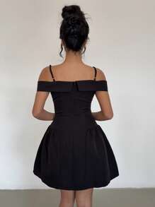 Chiquease Vestido elegante mini ajustado con hombros descubiertos