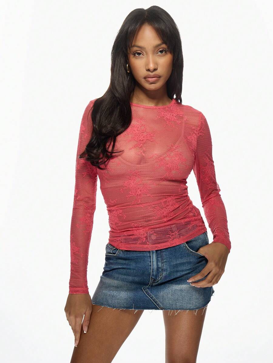 MISSGUIDED 薄纱蕾丝网纱长袖上衣，适合晚宴、约会之夜，透视叠穿，修身优雅哥特风。 - 玫紅色 - 查看 1