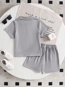 SHEIN Young Boy Letter Badge Short Sleeve Casual Polo Shirt T-Shirt + Shorts Two-Piece Set - Grey - View 2