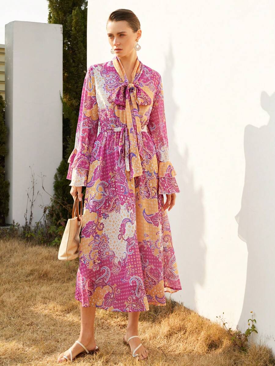 SHEIN Privé Đầm nữ họa tiết hoa kẻ caro họa tiết Paisley, tay áo trumpet, nhiều lớp, thiết kế xếp nếp, thanh lịch và sang trọng - Nhiều màu - Xem 1