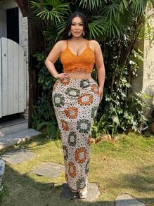 SHEIN SXY Plus Size Women Sexy Early Spring Water Soluble Lace Cami Top And Crochet Printed Skirt Two-Piece Set, Suitable For Everyday Wear, Beach Vacation, Date Night, Birthday, Bachelorette Party Outfit, Cute, Casual, Shopping, Streetwear, Going Out, Easy To Match & Looks Slim, Accent Your Body, Flatter The Figure - Yellow - View 4