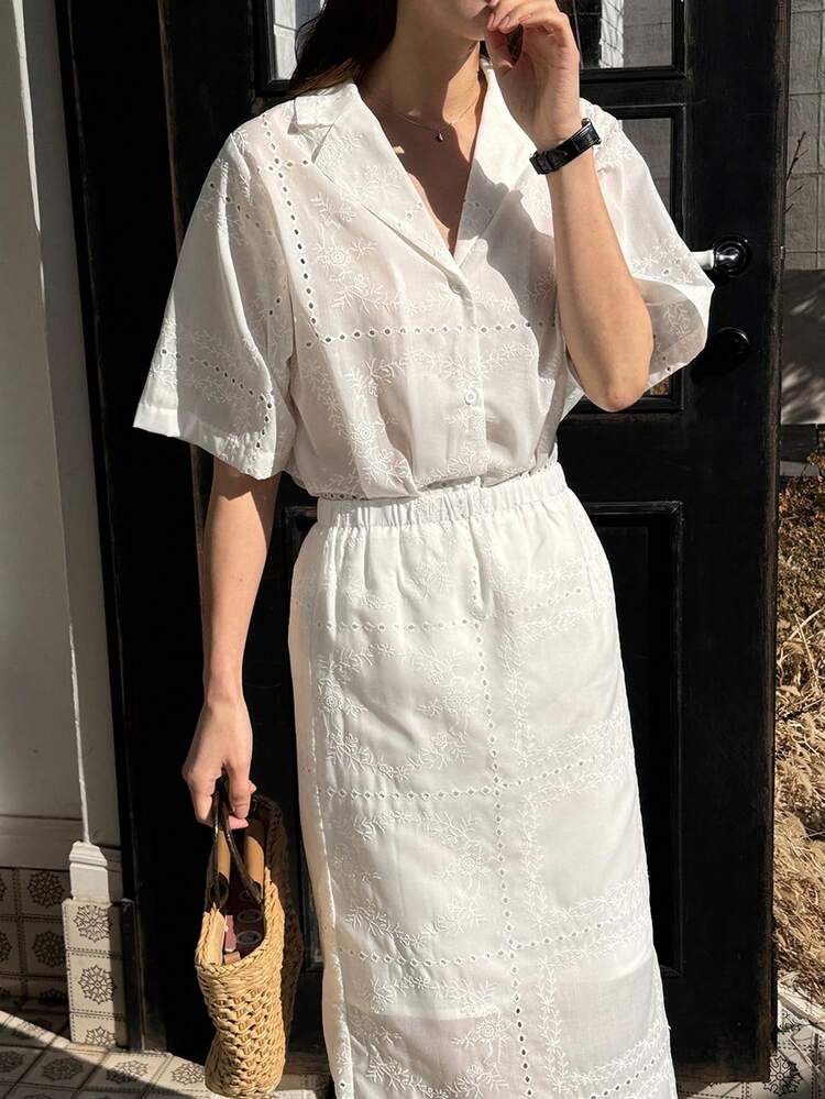 2pcs/Set Women Lace Collar Short Sleeve Top And Shorts, Casual And Fashionable For Daily Wear Summer