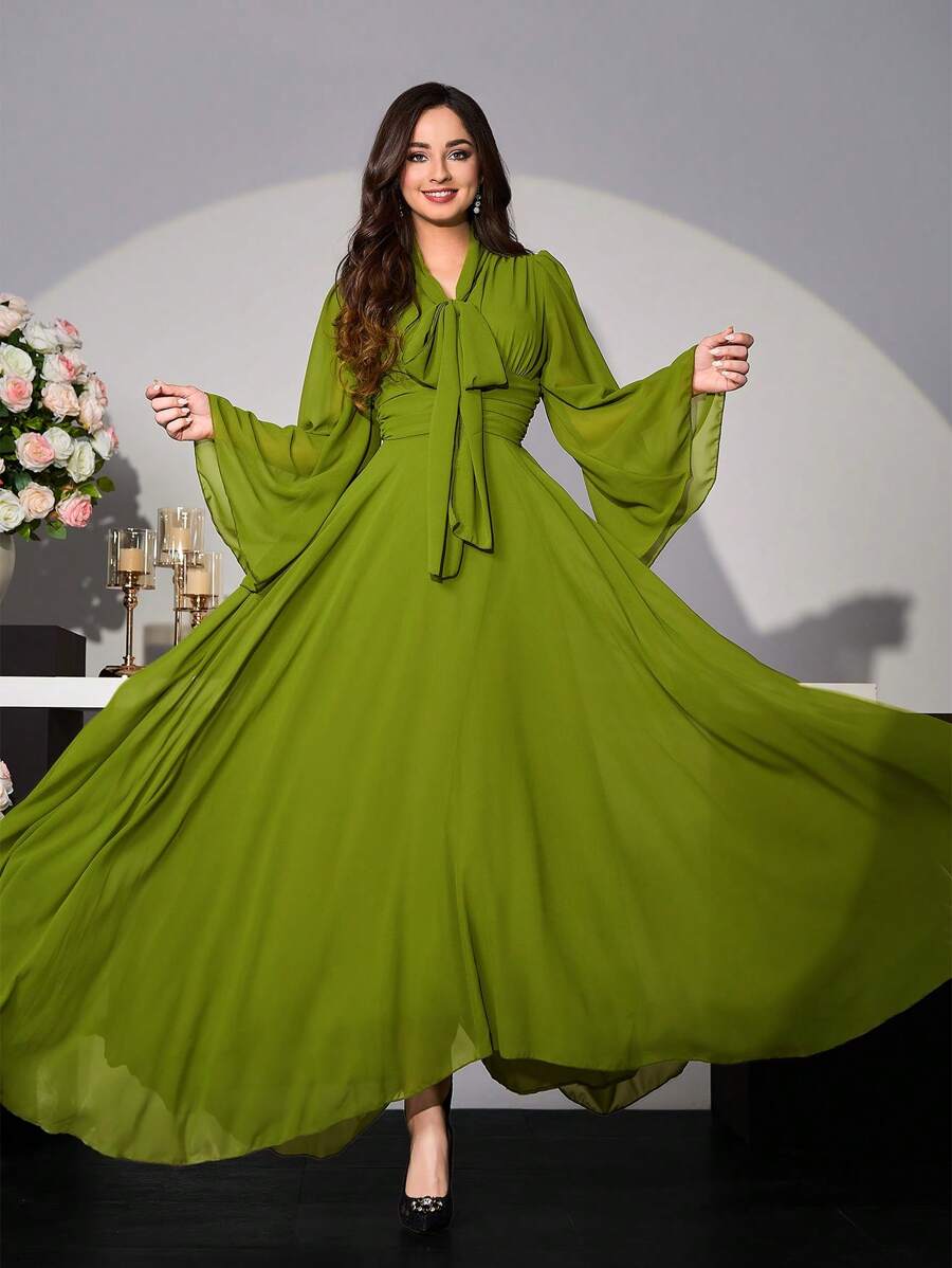 Modelyn 女士长款连衣裙简约时尚休闲日常