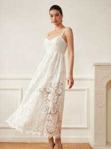 BELROSIE Robe longue de style bohème à la mode pour les vacances à la plage en été, avec fleurs ajourées en dentelle blanche, design Top de gamme, coupe slim, idéale pour la plage et les vacances - Blanc - Voir 3
