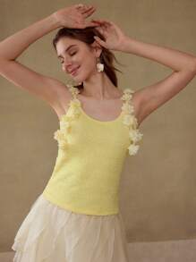 MOTF PREMIUM TEXTURED FLOWER APPLIQUES CAMI TOP