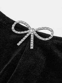 SHEIN 青少年女孩黑色针织水钻蝴蝶结装饰开衩露背时尚背心，适合 Y2K、返校季、母子装 - 黑色 - 查看 2