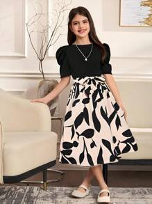 SHEIN Váy len dệt kim chắp vá họa tiết hoa cổ tròn tay ngắn cho bé gái tuổi mới lớn mặc hàng ngày - màu đen - Xem 1