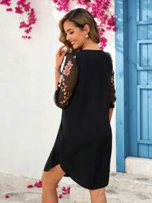 SHEIN Clasi 女士优雅亮片拼接 3/4 袖宽松短款黑色迷你连衣裙 - 黑色 - 查看 3