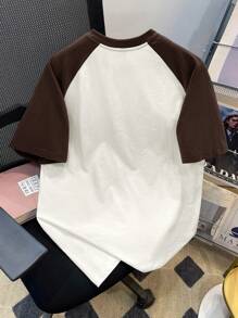 Manfinity Joysei 男士常规款棕色插肩 T 恤，简约时尚休闲，适合日常穿着 - 彩色 - 查看 3