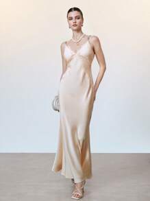 SHEIN LUNE Women's French Style Lace Faux Silk Blend Diamond Strap Sexy Fitted Deep V-Neck Maxi Fishtail Dress, Suitable For Party Spring/Summer - Champagne - View 5